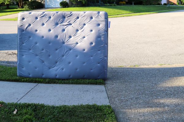 Mattress Removal Service in Hudson